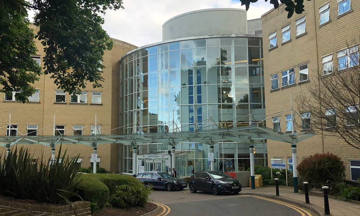 Calderdale & Huddersfield NHS Foundation Trust Dakota IS