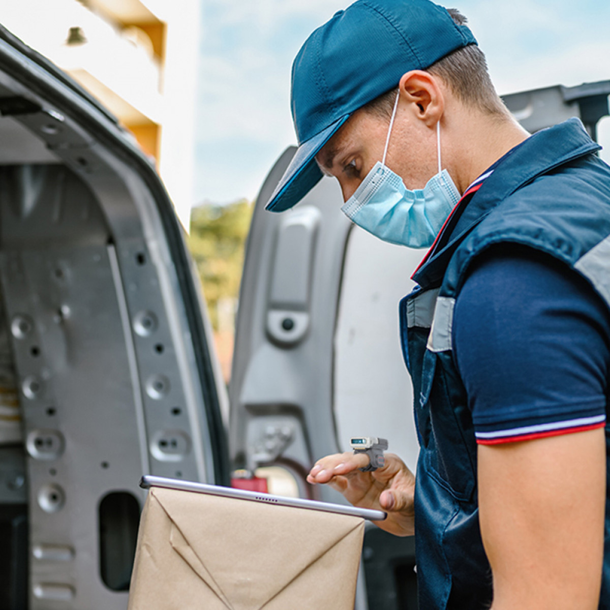 Honeywell 8675i wearable scanner - proof of delivery